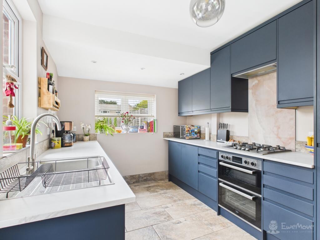 Kitchen- Mark Stephens EweMove Newmarket and Soham