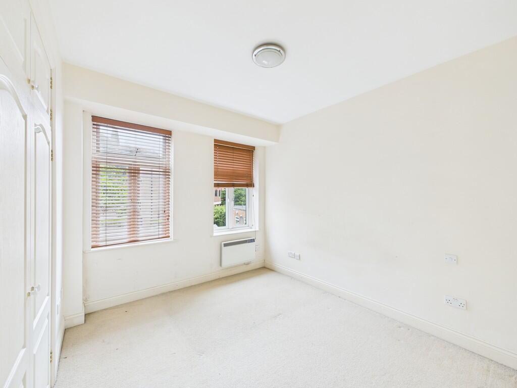 CAM04018G0-PR0381...