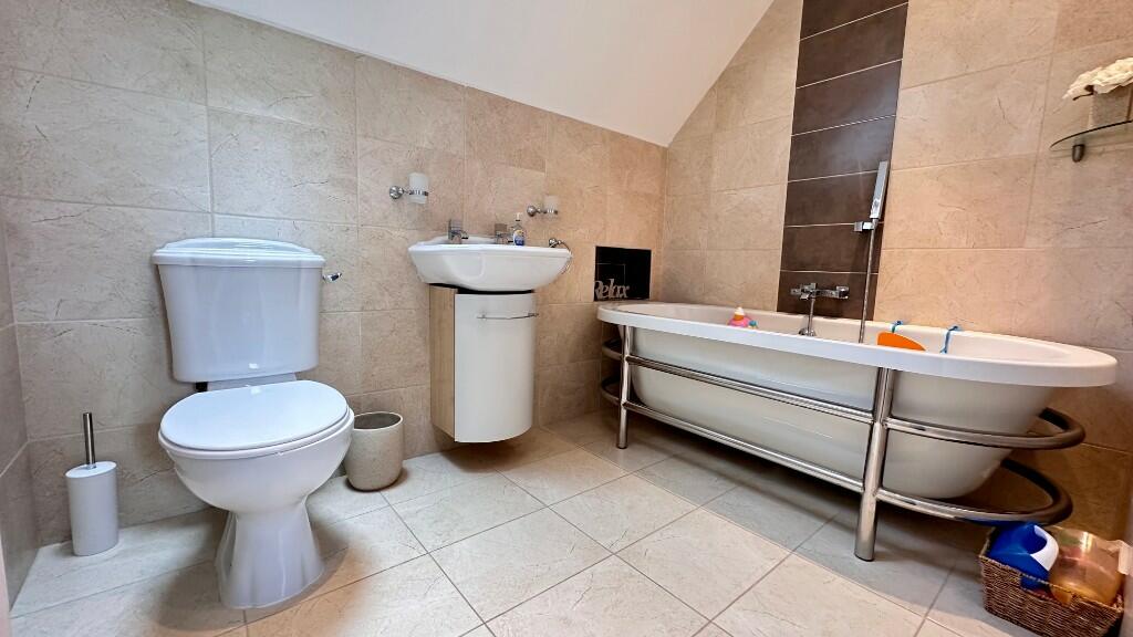 Bathroom/w.c.