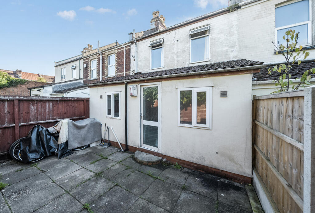 1355372-6-68d3d6e...