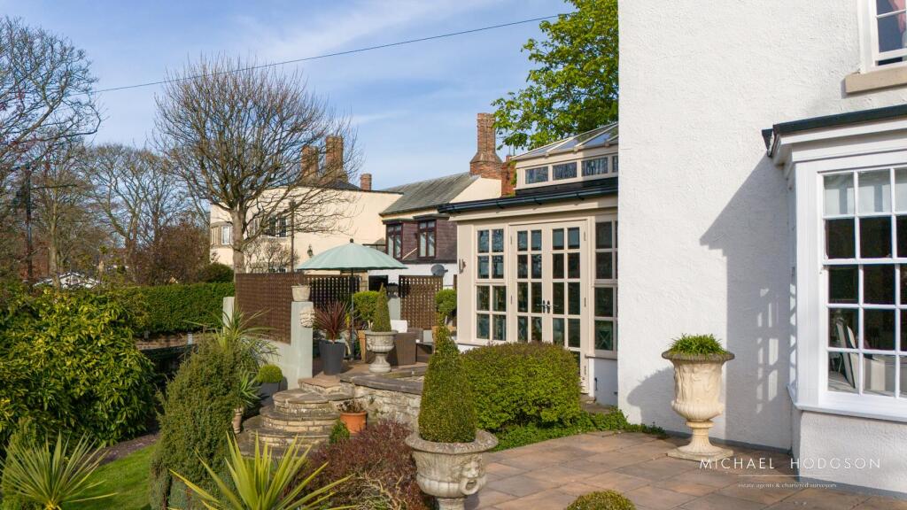 59 Front Street Whitburn-09.jpg