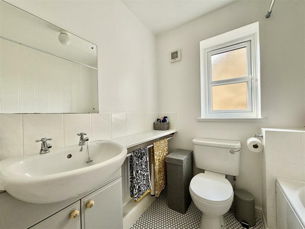 Bathroom/WC