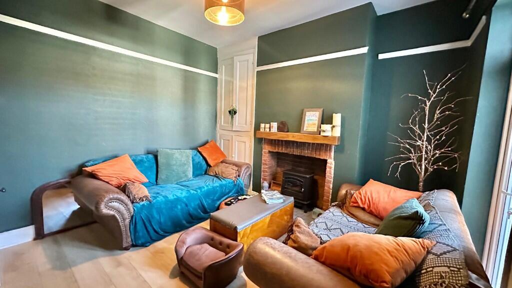 Rear Lounge