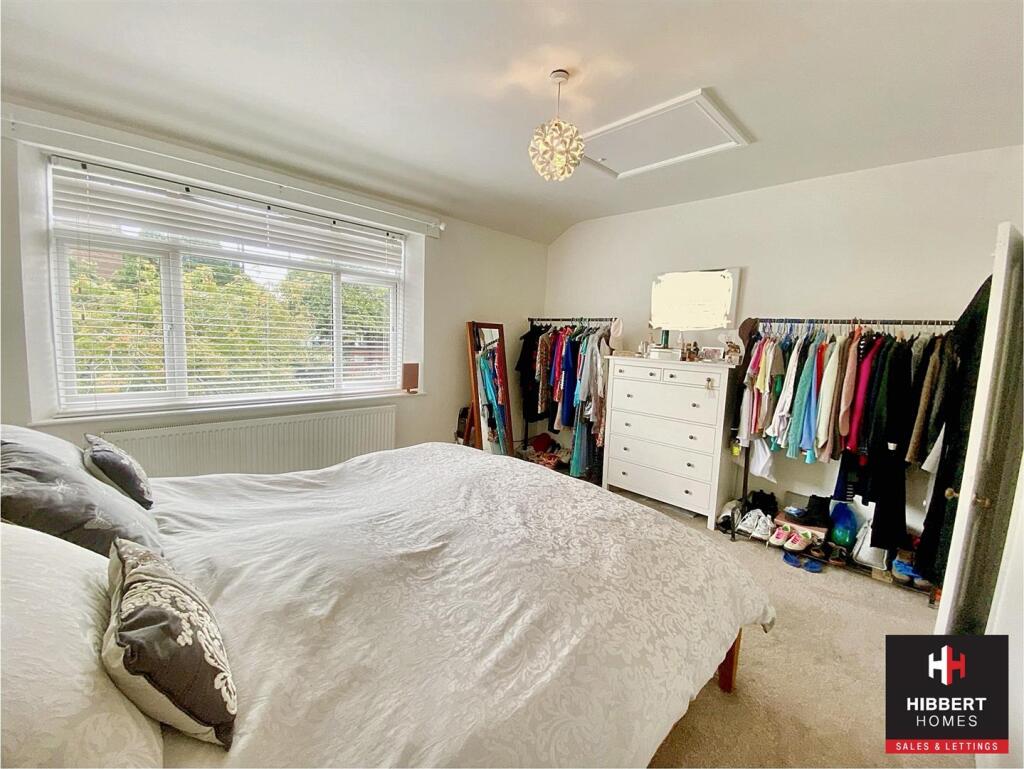 bed 1.1.jpg