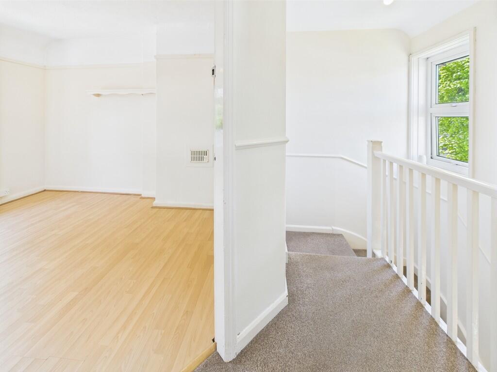 CAM03974G0-PR0138...