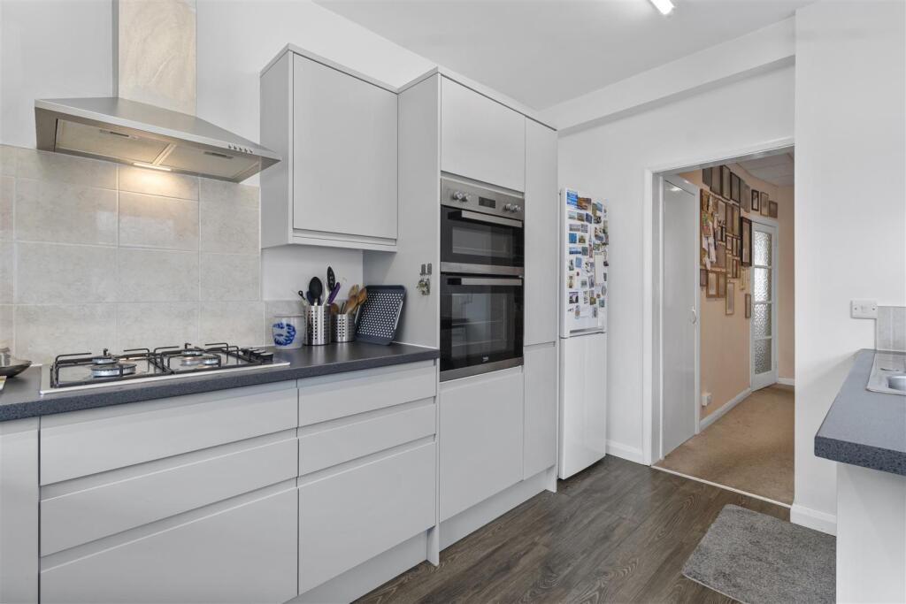 kitchen #2.jpg