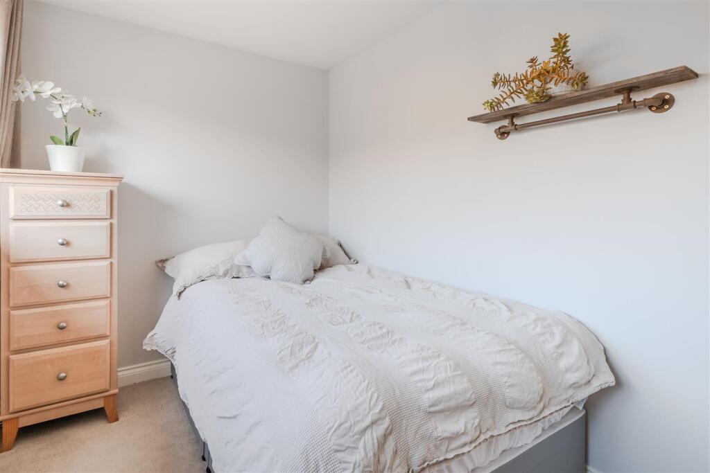 Bedroom 3.jpg