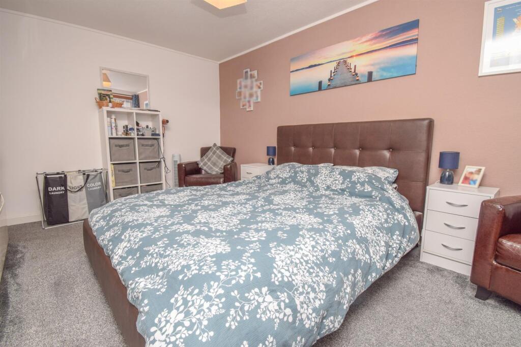 BEDROOM ONE (2).jpg