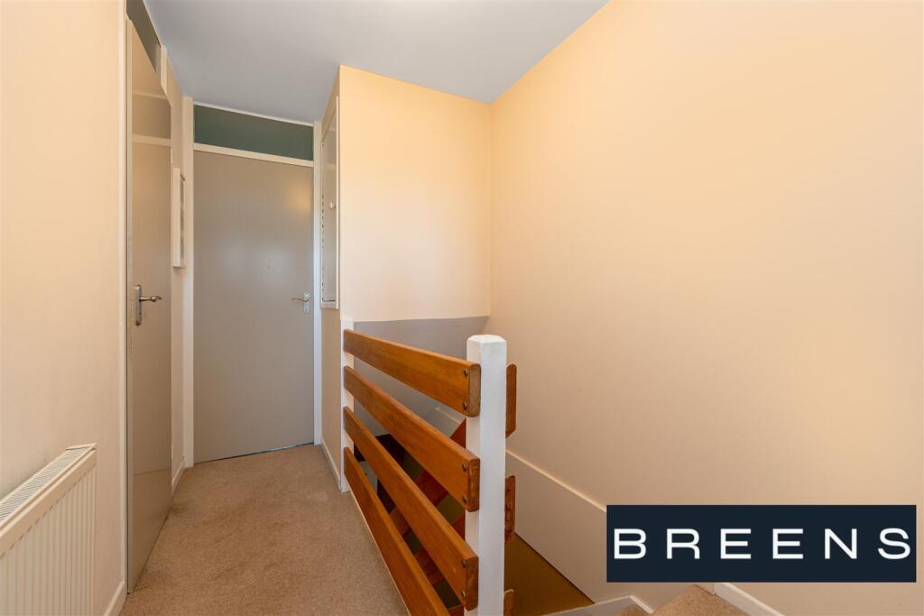 21 Mapleton Road_0020.jpg