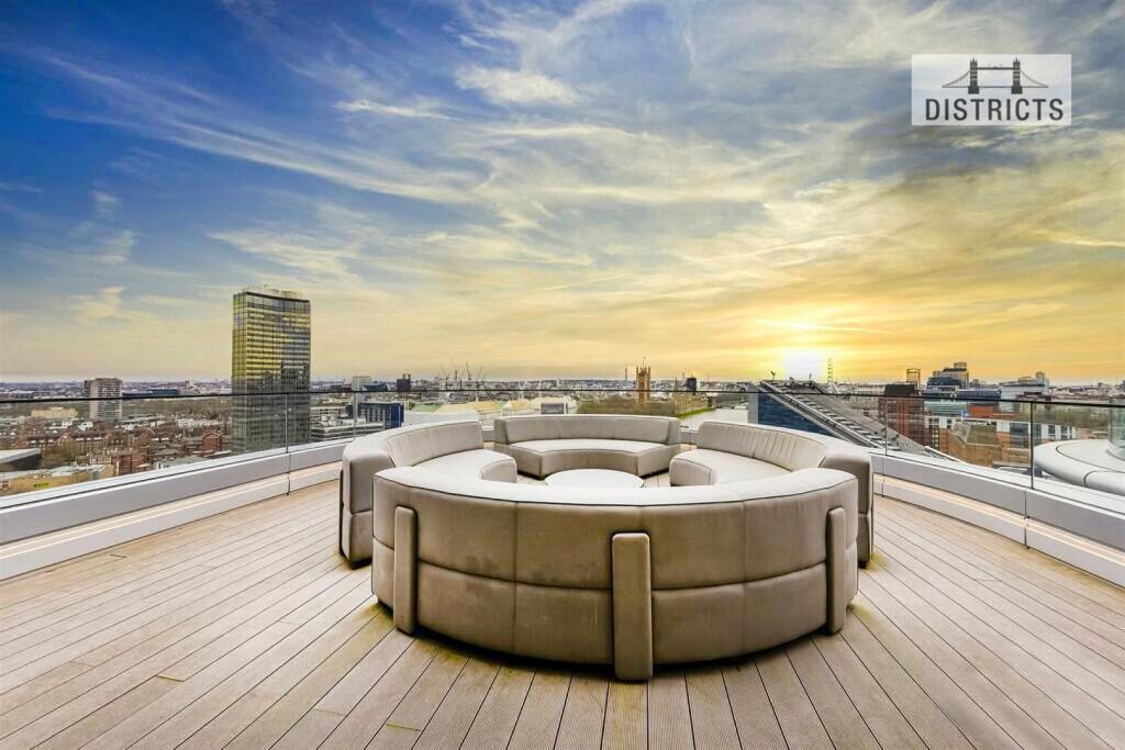 communal photos of Corniche (1).jpeg