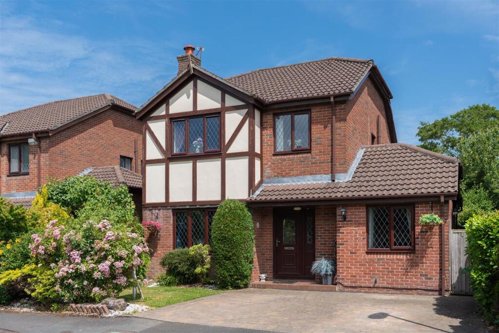 14 Barnside Way-52.jpg