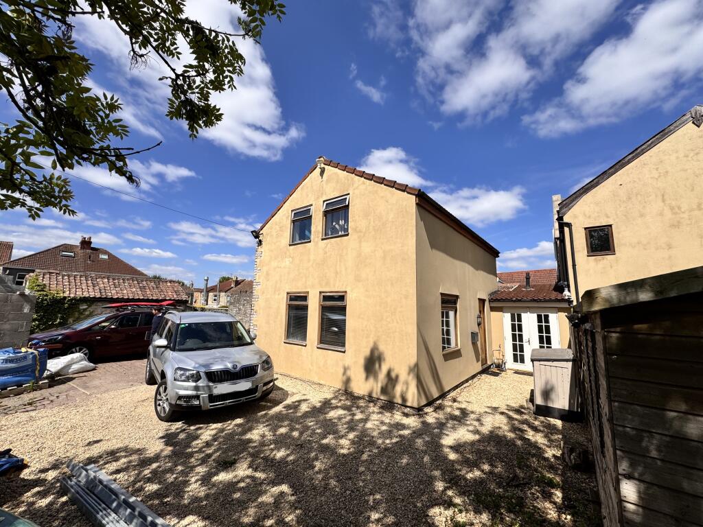 No Number Plate T202505061336.jpeg