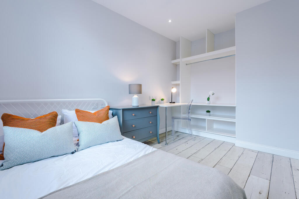 67 Woodcroft Road Bedroom 12