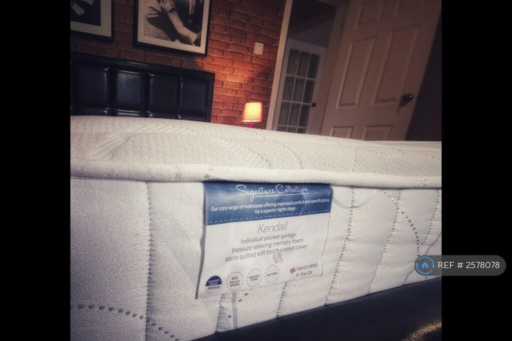 Bedroom 1 - Mattress With Pocket Springs