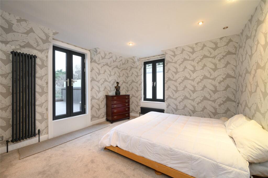 Principal Bedroom