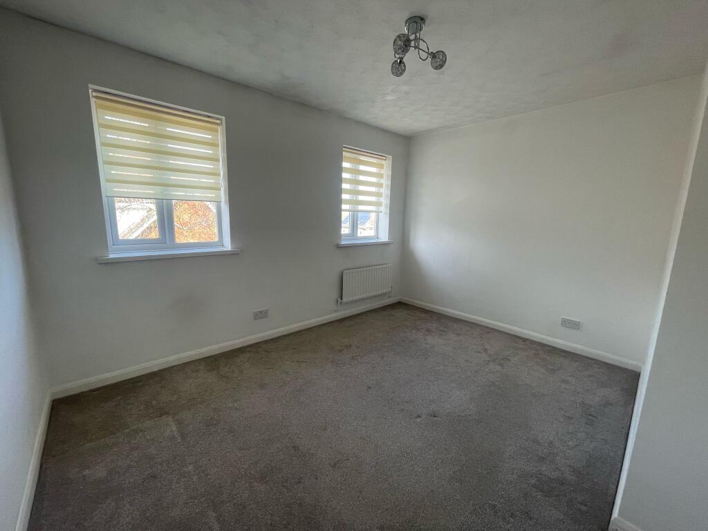 43 Atterton bedroom .jpeg