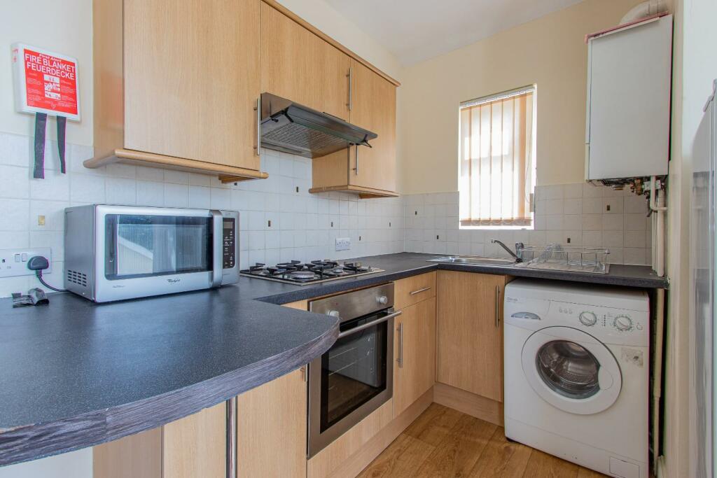 Newport Road 177a, 7-4.jpg