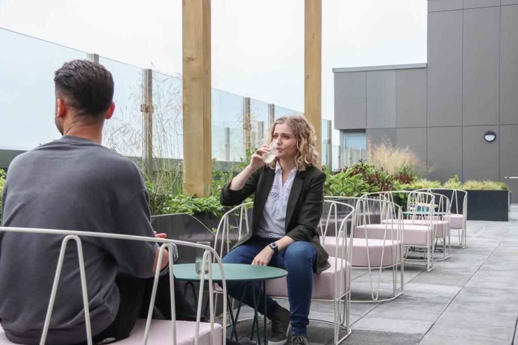 Reading (2) -  20...