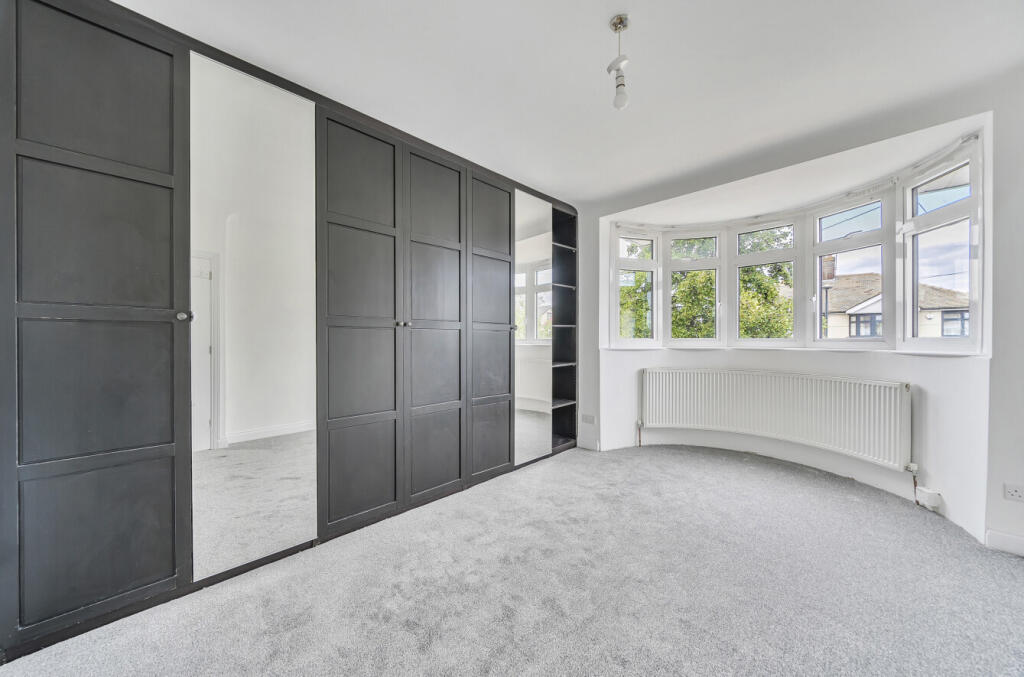 1327140-2-6877e7b...