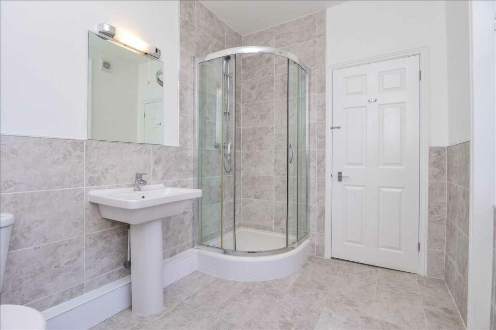 Ensuite shower room