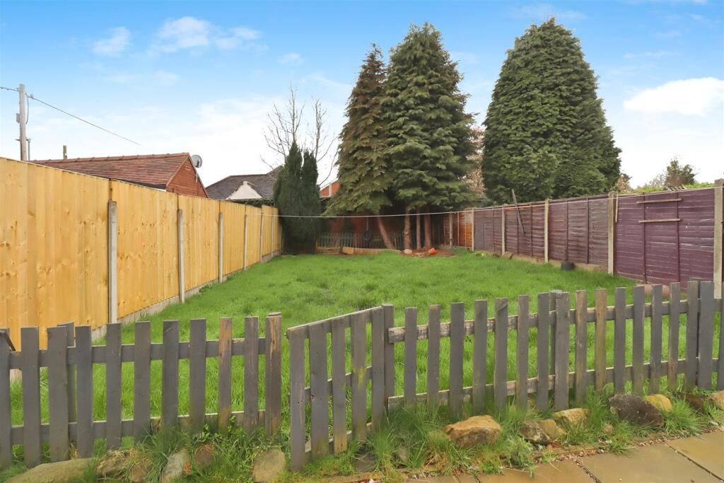 ae4f1a53-Garden 20rear.jpg