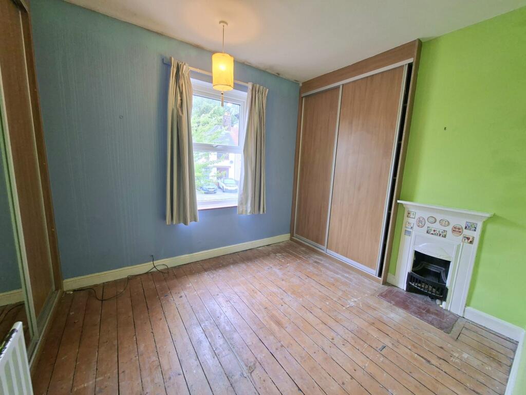 BEDROOM 0NE