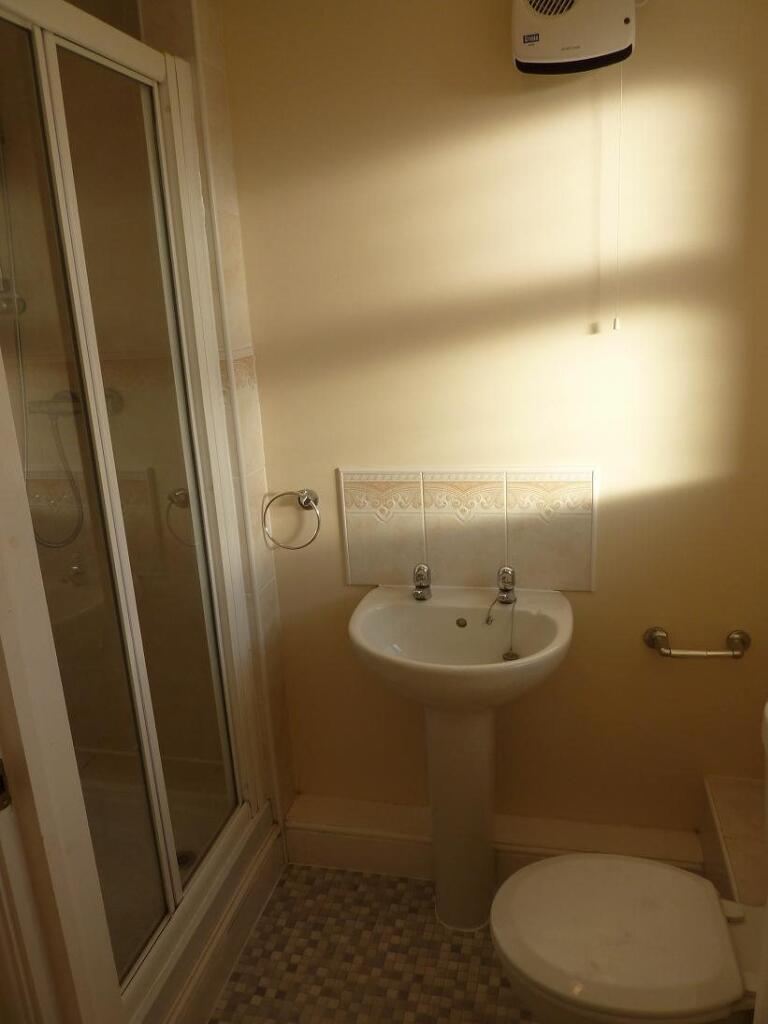 en-suite (2)