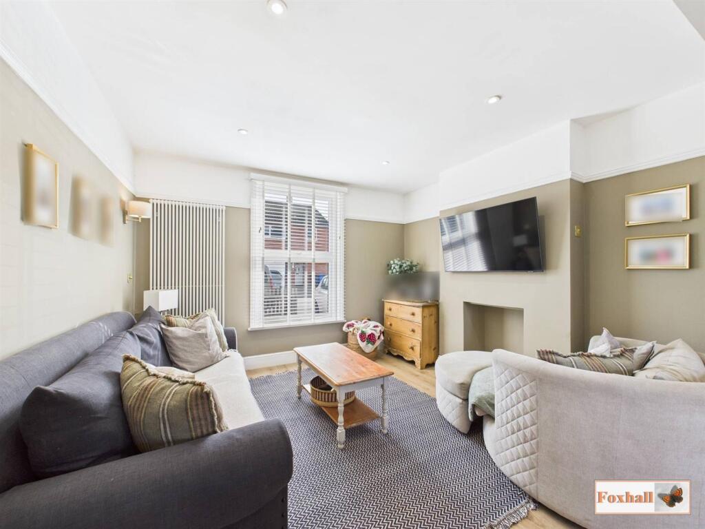 Lounge / Dining Room