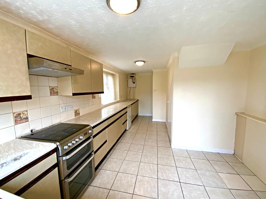 27 Gathorne kitch...