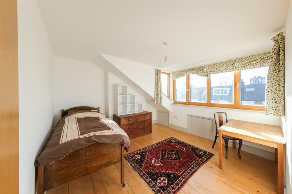 Third Floor - Bedroom 8_1.jpg