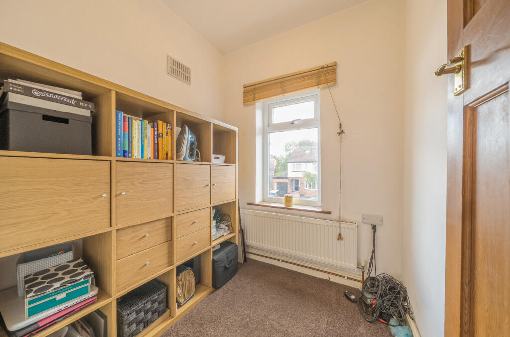 1356302-5-68d27ea...