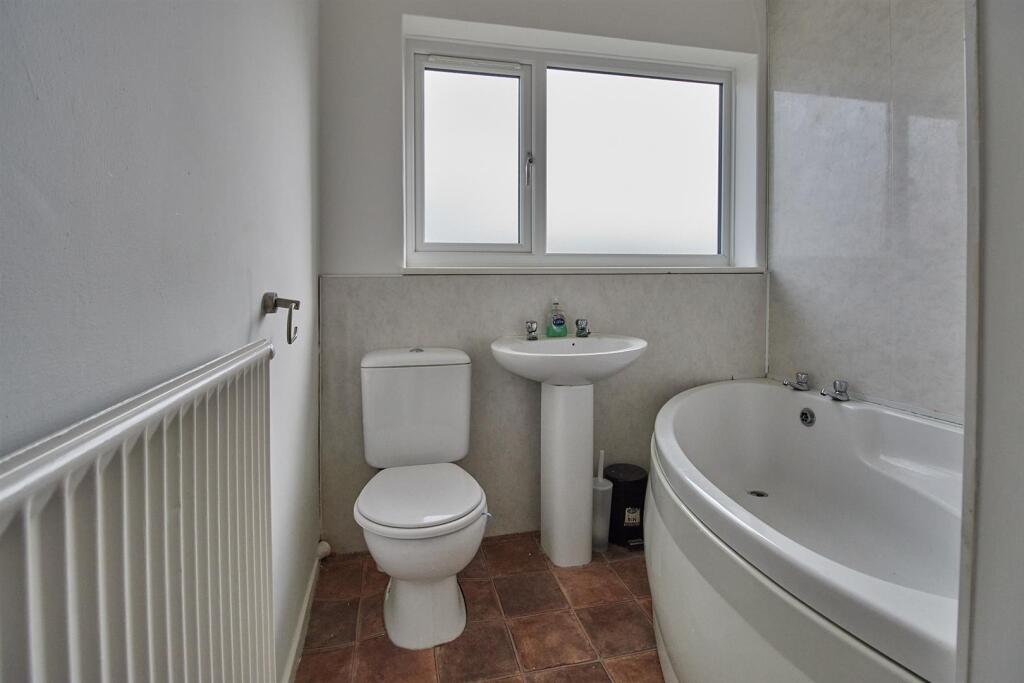 Lochmore drive HK 3.jpg