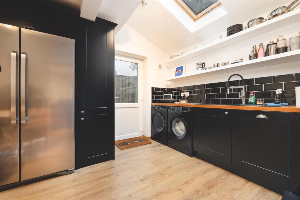 11 Loire Close, Ashby