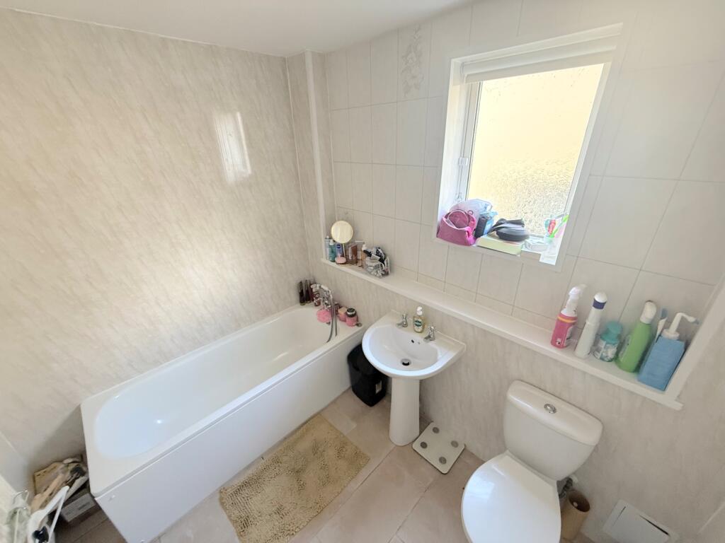 707148AA-CAE3-412E-BF4D-473C7A8826AE