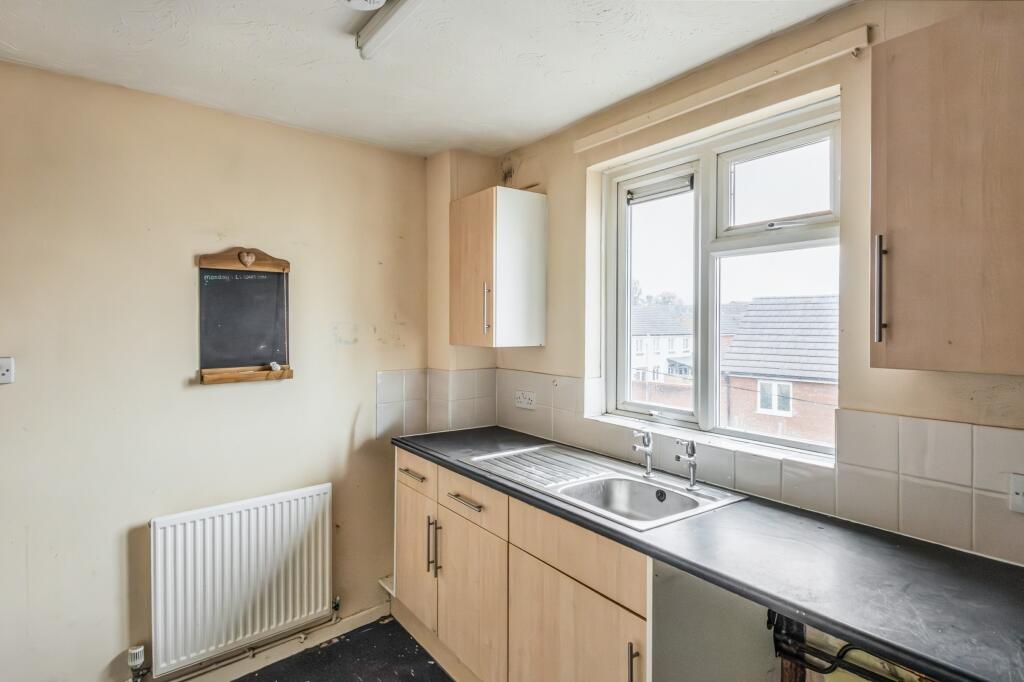 88 Allington Way, Chippenham, Wiltshire, SN14 0JU