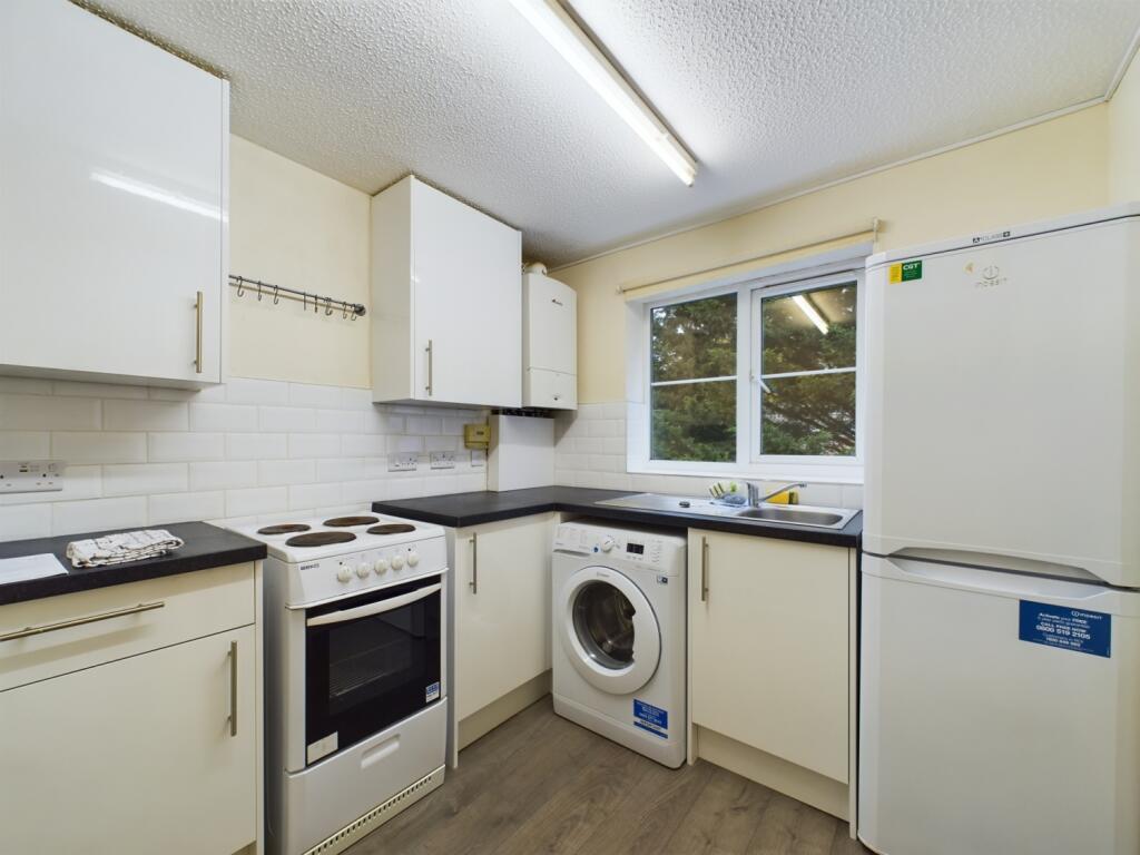 CAM01740G0-PR0148-STILL007