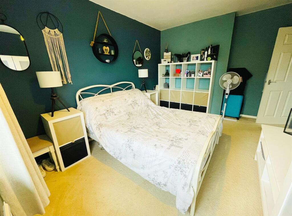 Bedroom One.1.jpg
