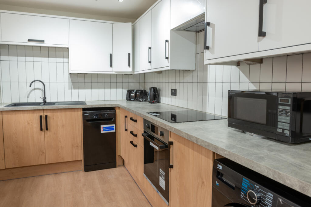 11 Well Street, Kitchen 2