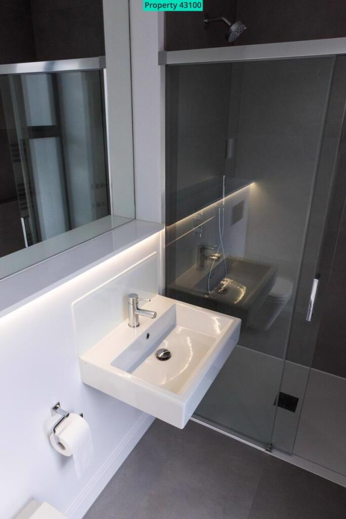 En-suite Shower Room