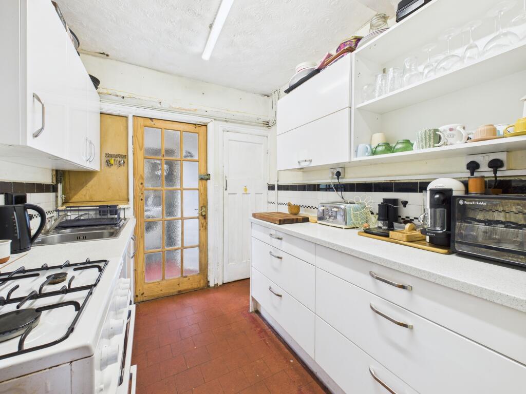 CAM05192G0-PR0097-STILL007