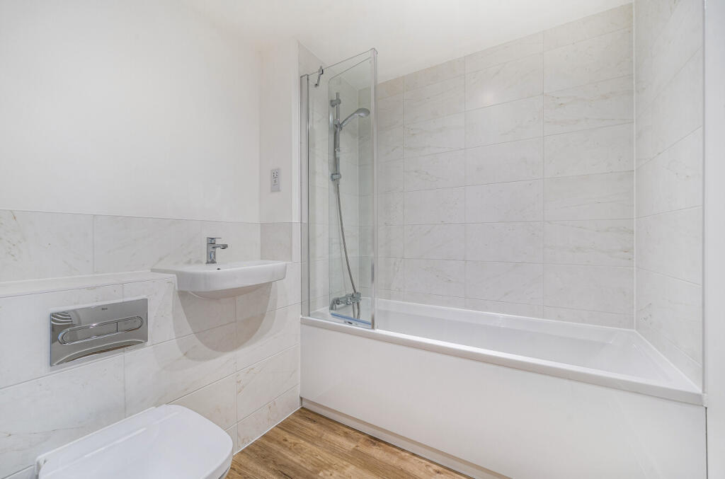 1370510-13-68ef9f...