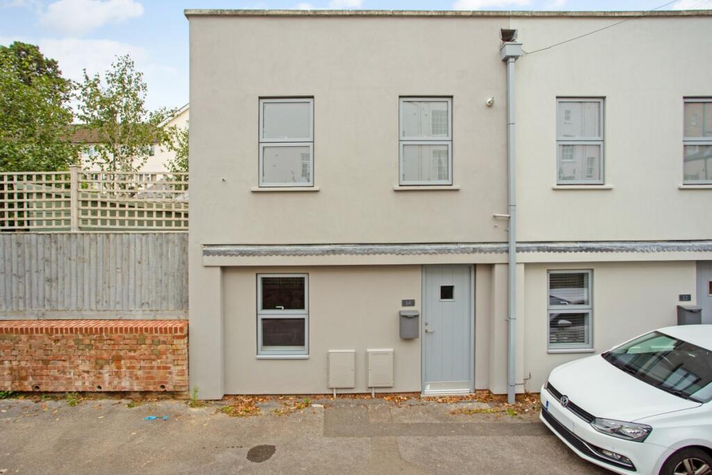 14 Lansdown Terra...