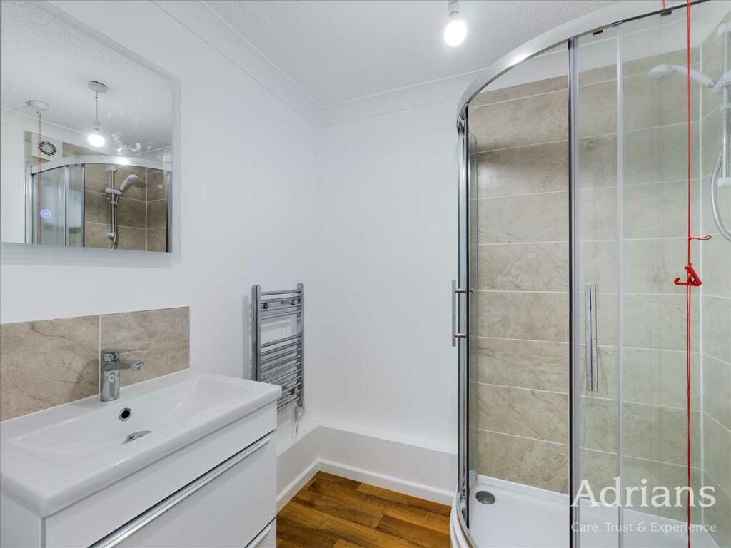 RE-FITTED SHOWER