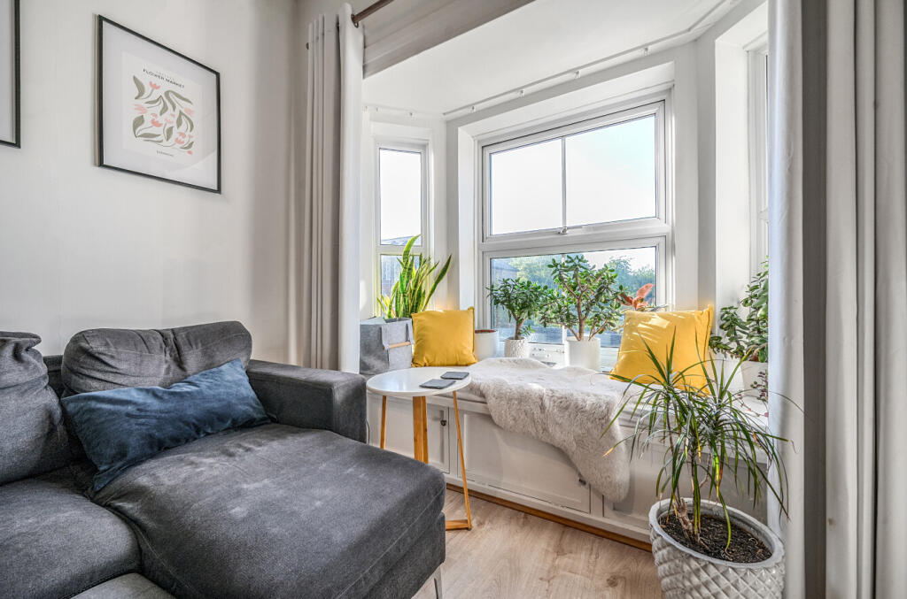 1291028-12-682780...