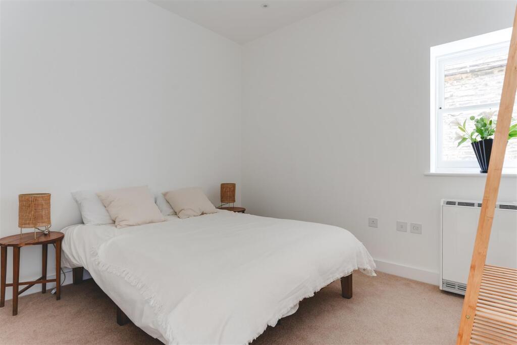 Clissold Close-39.jpg