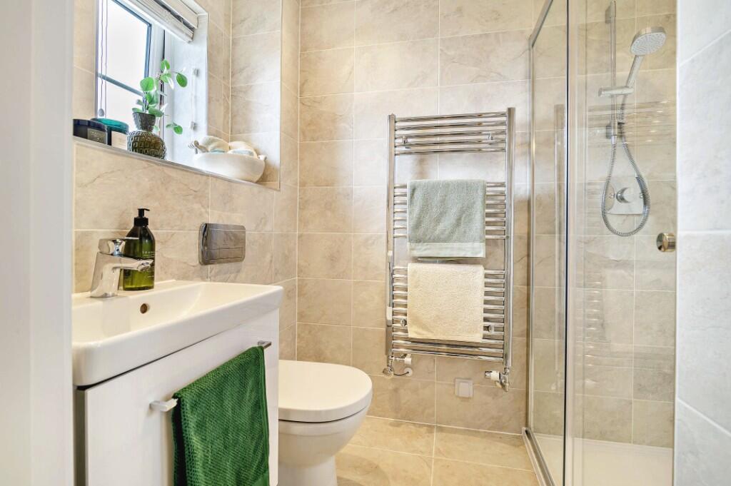Show Home En Suite