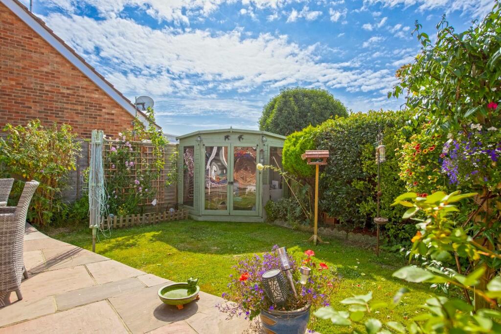 1 Burnside Crescent_32.JPG