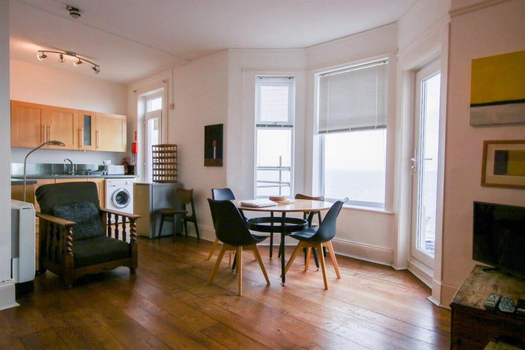 Living Room / Kitchen