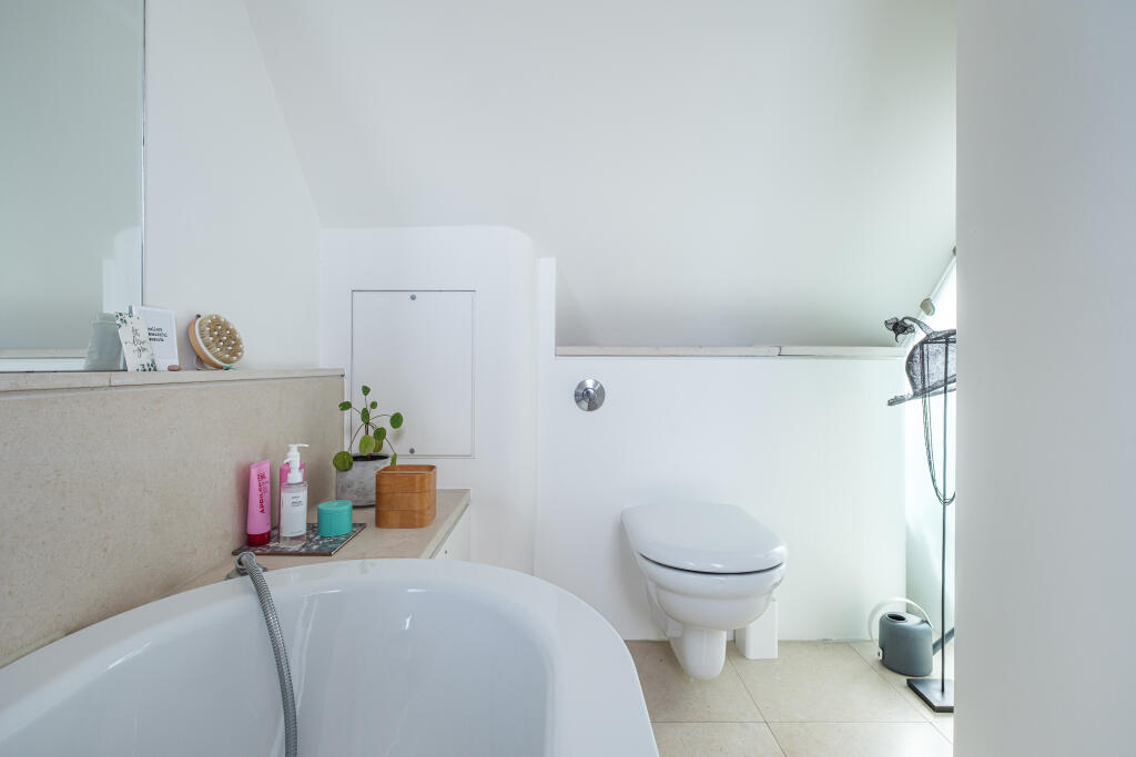 WIMBLEDON-PARK-ROAD-1 (33).jpg