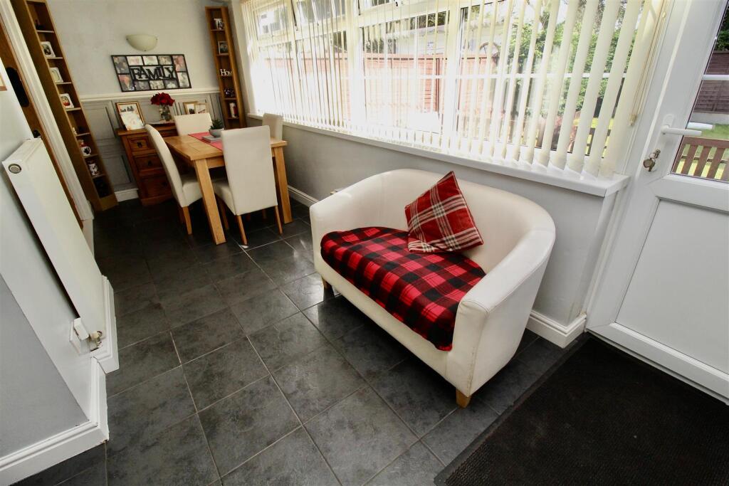 Sun Room/Conservatory